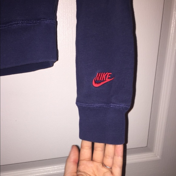 *NWOT* UNIVERSITY OF ARIZONA NIKE SWEATSHIRT - Picture 5 of 6